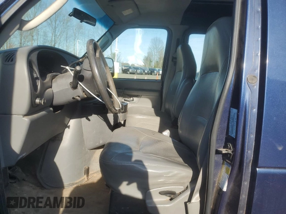 2006 Ford Econoline Cargo с VIN 1FTRE14W86HB02458, выставлен на аукционе Copart как лот 52862295 с пробегом 311 513 миль миль и Списание • Salvage title. История ставок и продаж доступна на DreamBid. Изображение 7.