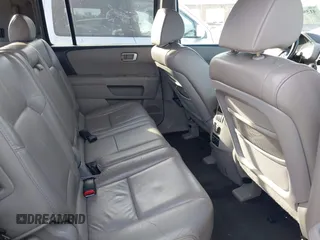 2011 Honda Pilot EX-L with VIN 5FNYF4H65BB053914, listed as a IAAI auction lot 41599171 with 230,186 mi miles and . Bid and sale history available at carsss.com. Image 8.