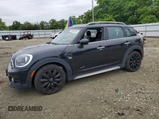 2018 MINI Countryman Cooper z VIN WMZYV5C39J3E82414, wystawiony jako Copart lot #62664725 z przebiegiem 57 906 mil mil oraz Czysty tytuł • Clean title. Historia ofert i sprzedaży dostępna na DreamBid. Obrazek 1.