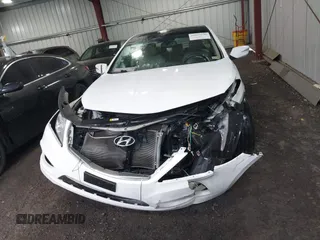 2014 Hyundai Azera Limited with VIN KMHFH4JG7EA378755, listed as a IAAI auction lot 42027136 with 216,082 mi miles and . Bid and sale history available at carsss.com. Image 12.