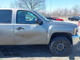 2012 Chevrolet Silverado 1500 LT with VIN 1GCPKSE70CF237986, listed as a IAAI auction lot 41865299 with 130,103 mi miles and . Bid and sale history available at DreamBid. Image 6.