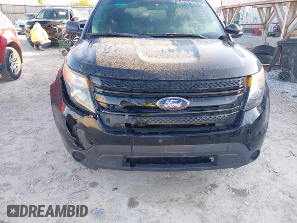 2013 Ford Police Interceptor Utility z VIN 1FM5K8AR6DGB35083, wystawiony jako IAAI lot #42049075 z przebiegiem 188 856 mil mil oraz . Historia ofert i sprzedaży dostępna na DreamBid. Obrazek 6.