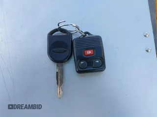 2005 Ford Escape XLT с VIN 1FMYU93135KB23105, выставлен на аукционе IAAI как лот 41849131 с пробегом 164 645 миль миль и . История ставок и продаж доступна на DreamBid. Изображение 11.