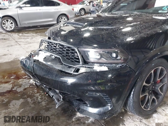 2023 Dodge Durango SRT Hellcat Premium z VIN 1C4SDJH90PC596225, wystawiony jako IAAI lot #41600943 z przebiegiem 18 877 mil mil oraz . Historia ofert i sprzedaży dostępna na DreamBid. Obrazek 6.