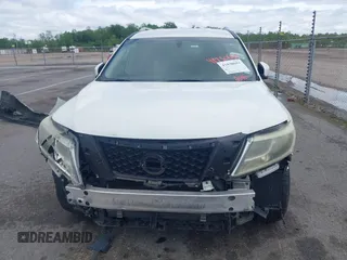 2016 Nissan Pathfinder S with VIN 5N1AR2MN5GC613411, listed as a IAAI auction lot 41930651 with 277,992 mi miles and . Bid and sale history available at DreamBid. Image 13.