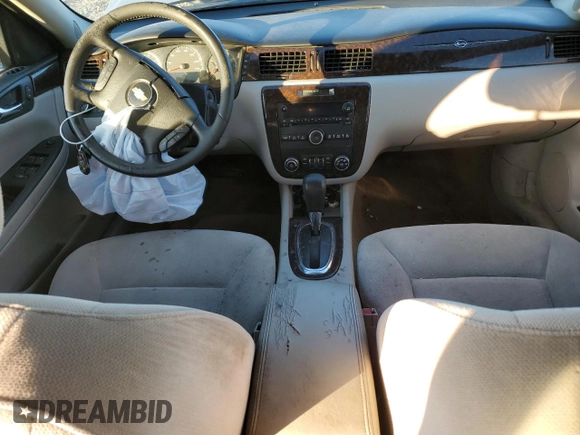 2014 Chevrolet Impala LT with VIN 2G1WB5E38E1180384, listed as a Copart auction lot 48413485 with 271,356 mi miles and Salvage Title. Bid and sale history available at DreamBid. Image 8.