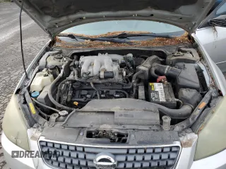 2005 Nissan Altima 3.5 SE with VIN 1N4BL11D85N447974, listed as a Copart auction lot 84323504 with 195,669 mi miles and Clean Title. Bid and sale history available at carsss.com. Image 11.