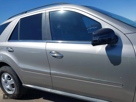 2008 Mercedes-Benz M 320 CDI with VIN 4JGBB22E08A313008, listed as a IAAI auction lot 41818468 with 134,199 mi miles and . Bid and sale history available at DreamBid. Image 13.