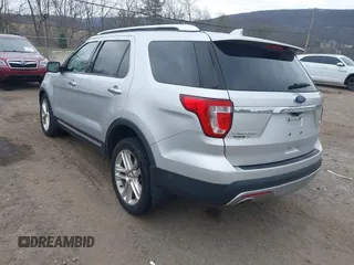 2016 Ford Explorer Limited with VIN 1FM5K8F82GGB14820, listed as a IAAI auction lot 41898830 with 72,282 mi miles. Bid and sale history available at carsss.com. Image 3.