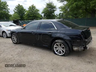 2016 Chrysler 300 C z VIN 2C3CCAEG7GH343186, wystawiony jako Copart lot #60067725 z przebiegiem 107 770 mil mil oraz Szkoda całkowita • Salvage title. Historia ofert i sprzedaży dostępna na DreamBid. Obrazek 2.