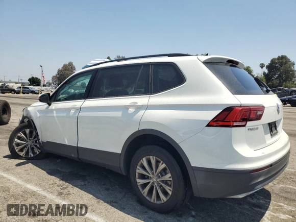 2020 Volkswagen Tiguan S with VIN 3VV1B7AX3LM055371, listed as a Copart auction lot 59814945 with 40,078 mi miles and Salvage title. Bid and sale history available at DreamBid. Image 2.