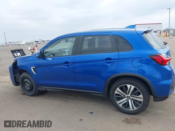 2023 Mitsubishi Outlander ES z VIN JA4ARUAUXPU001785, wystawiony jako IAAI lot #42014049 z przebiegiem 56 431 mil mil oraz . Historia ofert i sprzedaży dostępna na DreamBid. Obrazek 14.