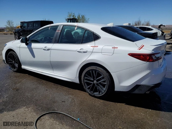 2025 Toyota Camry LE with VIN 4T1DAACK5SU075172, listed as a Copart auction lot 49063245 with 11,140 mi miles and Clean Title. Bid and sale history available at carsss.com. Image 2.