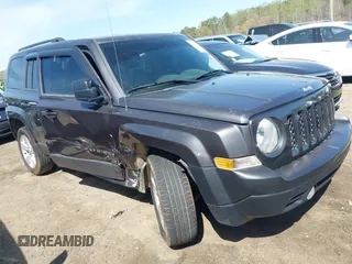 2017 Jeep Patriot Latitude with VIN 1C4NJPFB5HD183761, listed as a IAAI auction lot 41882945 with 136,001 mi miles and . Bid and sale history available at DreamBid. Image 6.