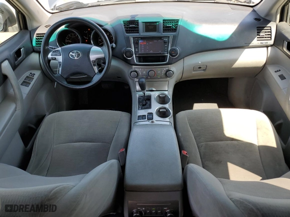 2013 Toyota Highlander with VIN 5TDZA3EHXDS033935, listed as a Copart auction lot 52167225 with 162,564 mi miles and Salvage Title. Bid and sale history available at carsss.com. Image 8.