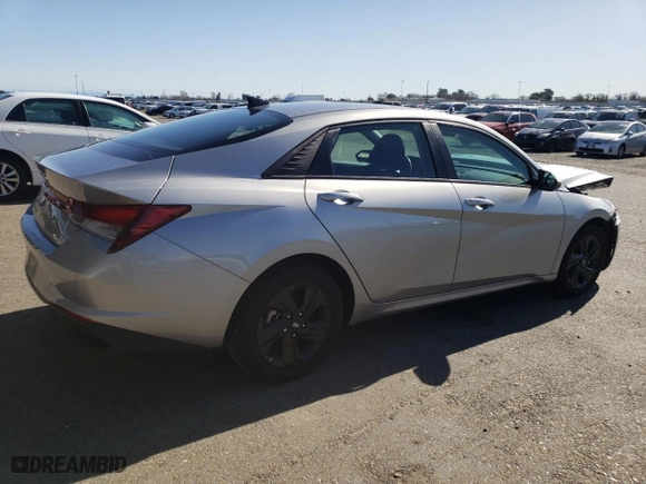 2023 Hyundai Elantra SEL with VIN 5NPLM4AG8PH105239, listed as a Copart auction lot 44205495 with 31,631 mi miles and Salvage Title. Bid and sale history available at carsss.com. Image 3.