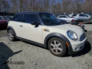2008 MINI Hardtop with VIN WMWMF33508TT66699, listed as a Copart auction lot 48233985 with 88,817 mi miles and Salvage Title. Bid and sale history available at DreamBid. Image 4.