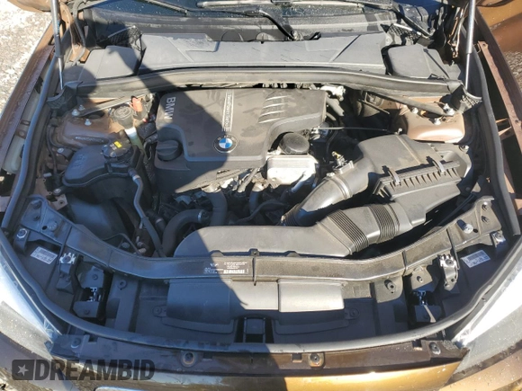 2015 BMW X1 sDrive28i with VIN WBAVM1C54FV316825, listed as a Copart auction lot 83592644 with 76,823 mi miles and Salvage Title. Bid and sale history available at carsss.com. Image 12.