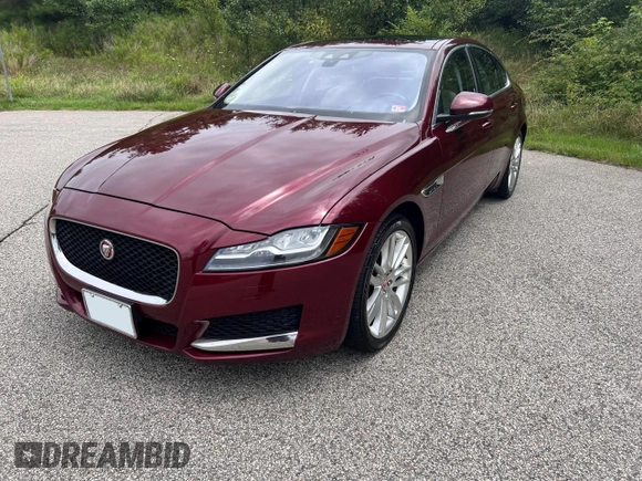 2016 Jaguar XF 35t Prestige with VIN SAJBK4BV6GCY15798, listed as a Copart auction lot 63224023 with 75,765 mi miles. Bid and sale history available at carsss.com. Image 2.