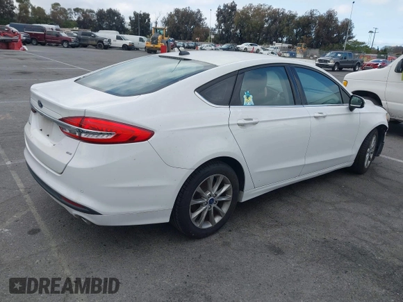 2017 Ford Fusion SE with VIN 3FA6P0H75HR335912, listed as a IAAI auction lot 42141318 with 160,614 mi miles. Bid and sale history available at carsss.com. Image 4.