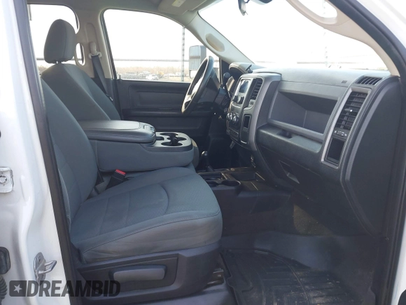 2013 Ram 2500 Tradesman z VIN 3C6TR5HT9DG575642, wystawiony jako IAAI lot #41557823 z przebiegiem 223 859 mil mil oraz . Historia ofert i sprzedaży dostępna na DreamBid. Obrazek 5.