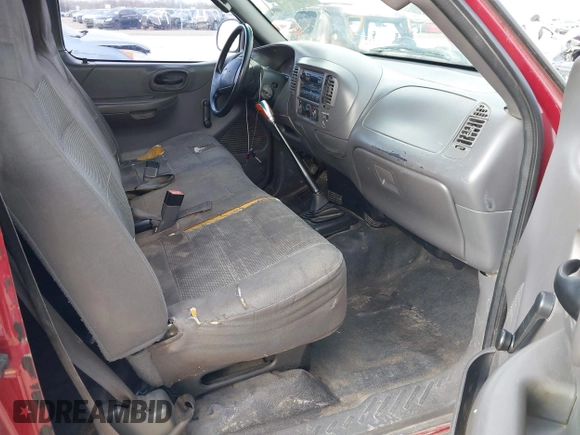 2003 Ford F-150 XL with VIN 1FTRX17213NB65093, listed as a IAAI auction lot 41568065 with 286,293 mi miles. Bid and sale history available at carsss.com. Image 5.