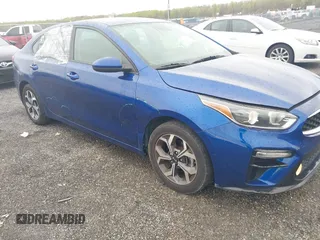 2019 Kia Forte LXS z VIN 3KPF24AD6KE041448, wystawiony jako IAAI lot #42035571 z przebiegiem 128 536 mil mil oraz . Historia ofert i sprzedaży dostępna na DreamBid. Obrazek 6.