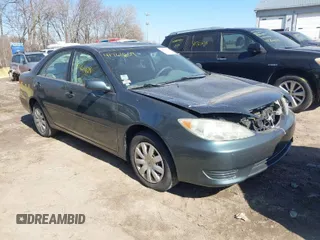 2005 Toyota Camry STD z VIN 4T1BE32K65U076571, wystawiony jako IAAI lot #41761809 z przebiegiem 250 123 mil mil oraz . Historia ofert i sprzedaży dostępna na DreamBid. Obrazek 1.