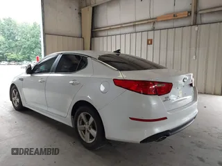 2015 Kia Optima LX z VIN 5XXGM4A72FG488753, wystawiony jako IAAI lot #39163213 z przebiegiem 128 821 mil mil oraz . Historia ofert i sprzedaży dostępna na DreamBid. Obrazek 3.