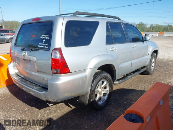 2007 Toyota 4Runner SR5 with VIN JTEZU14R870097383, listed as a IAAI auction lot 42036194 with 337,589 mi miles. Bid and sale history available at carsss.com. Image 4.