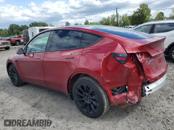 2024 Tesla Model Y Long Range with VIN 7SAYGDEE3RF196043, listed as a Copart auction lot 55693765 with 13,865 mi miles and Salvage title. Bid and sale history available at DreamBid. Image 2.