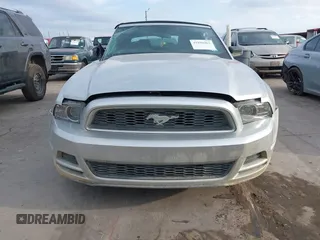 2014 Ford Mustang V6 with VIN 1ZVBP8EM8E5233906, listed as a IAAI auction lot 41590461 with 113,131 mi miles. Bid and sale history available at carsss.com. Image 12.