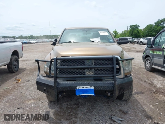 2012 Ram 2500 ST z VIN 3C6UD5CLXCG272362, wystawiony jako IAAI lot #42216175 z przebiegiem 217 984 mil mil oraz . Historia ofert i sprzedaży dostępna na DreamBid. Obrazek 12.