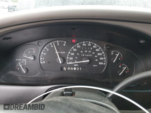 2000 Ford Explorer XLS z VIN 1FMZU62XXYZB33375, wystawiony jako Copart lot #69896614 z przebiegiem 281 805 mil mil oraz Szkoda całkowita • Salvage title. Historia ofert i sprzedaży dostępna na DreamBid. Obrazek 9.