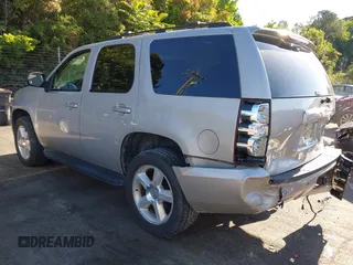 2007 Chevrolet Tahoe LT with VIN 1GNFK13097R174619, listed as a IAAI auction lot 42335491 with 207,265 mi miles and . Bid and sale history available at DreamBid. Image 3.