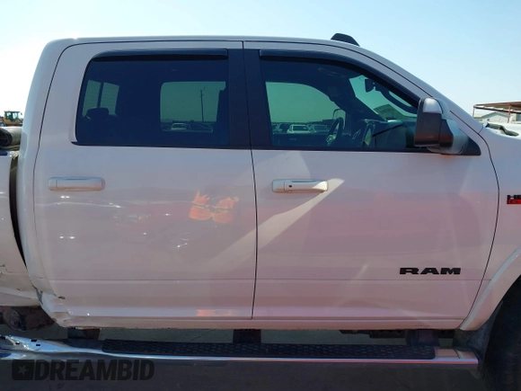 2019 Ram 2500 Laramie with VIN 3C6UR5FJ0KG684641, listed as a IAAI auction lot 41847895 with 127,668 mi miles. Bid and sale history available at carsss.com. Image 14.