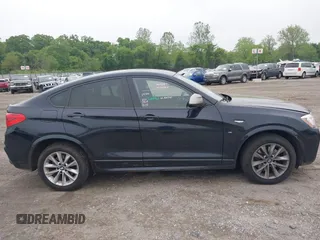 2017 BMW X4 M40i z VIN 5UXXW7C58H0U25635, wystawiony jako IAAI lot #42222381 z przebiegiem 95 307 mil mil oraz . Historia ofert i sprzedaży dostępna na DreamBid. Obrazek 13.