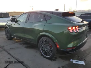 2024 Ford Mustang Mach-E GT z VIN 3FMTK4SX1RMA22202, wystawiony jako Copart lot #76309274 z przebiegiem 4 093 mil mil oraz Szkoda całkowita • Salvage title. Historia ofert i sprzedaży dostępna na DreamBid. Obrazek 2.