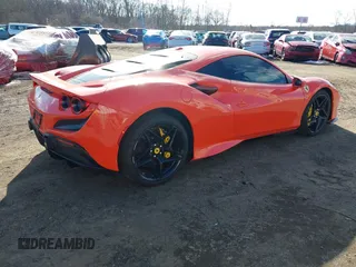 2021 Ferrari F8 z VIN ZFF92LLAXM0268231, wystawiony jako IAAI lot #41442929 z przebiegiem 6157 mil mil oraz . Historia ofert i sprzedaży dostępna na DreamBid. Obrazek 4.