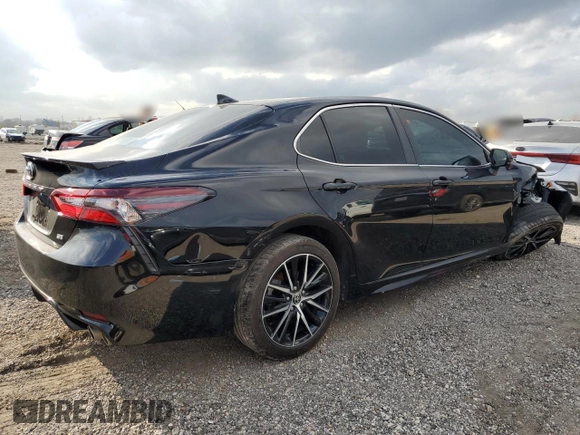 2021 Toyota Camry SE Nightshade with VIN 4T1G11AK6MU497664, listed as a Copart auction lot 44154145 with 32,321 mi miles and Salvage Title. Bid and sale history available at carsss.com. Image 3.