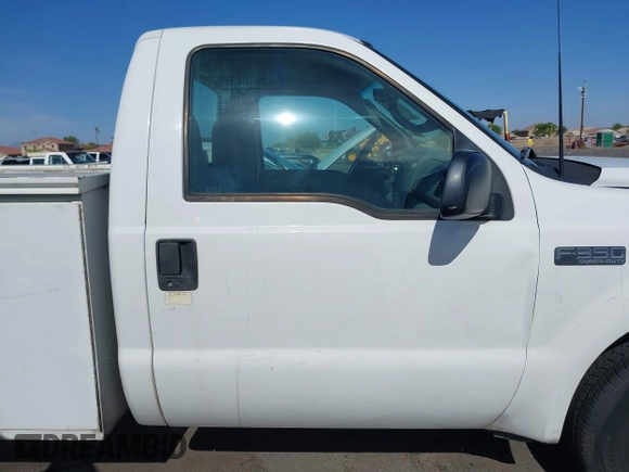 2001 Ford F-350 XL with VIN 1FTSF30L61ED27560, listed as a IAAI auction lot 42227103 with 244,077 mi miles and . Bid and sale history available at DreamBid. Image 13.