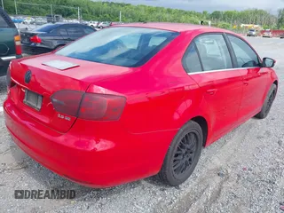 2013 Volkswagen Jetta SE с VIN 3VWDP7AJ7DM287155, выставлен на аукционе IAAI как лот 42483650 с пробегом 152 016 миль миль и . История ставок и продаж доступна на DreamBid. Изображение 4.