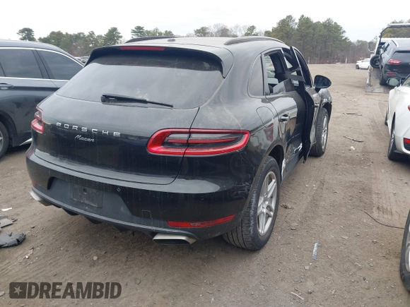 2018 Porsche Macan with VIN WP1AA2A59JLB20286, listed as a IAAI auction lot 41286270 with 64,664 mi miles. Bid and sale history available at carsss.com. Image 4.