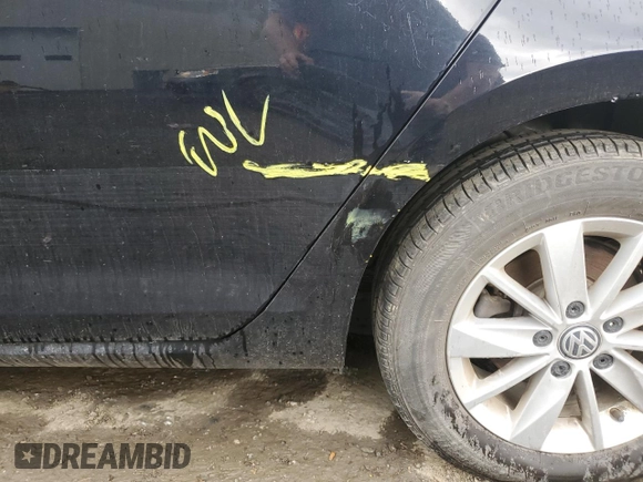 2019 Volkswagen Golf S z VIN 3VWG57AU8KM014204, wystawiony jako Copart lot #55767825 z przebiegiem 64 732 mil mil oraz Nie do naprawy • Non repairable. Historia ofert i sprzedaży dostępna na DreamBid. Obrazek 12.
