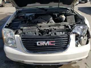2011 GMC Yukon SLT with VIN 1GKS2CE0XBR191328, listed as a Copart auction lot 72386084 with 241,725 mi miles and Salvage Title. Bid and sale history available at carsss.com. Image 12.