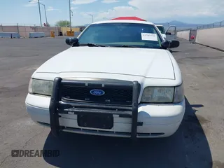 2008 Ford Police Interceptor с VIN 2FAFP71V58X173251, выставлен на аукционе IAAI как лот 42785750 с пробегом Не указан миль и . История ставок и продаж доступна на DreamBid. Изображение 11.