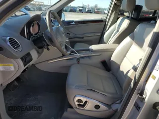 2010 Mercedes-Benz M 350 z VIN 4JGBB8GB6AA595906, wystawiony jako Copart lot #83924074 z przebiegiem 256 717 mil mil oraz Szkoda całkowita • Salvage title. Historia ofert i sprzedaży dostępna na DreamBid. Obrazek 7.