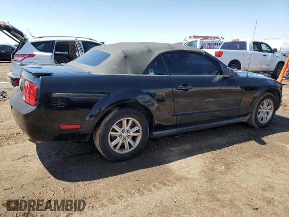 2008 Ford Mustang Deluxe with VIN 1ZVHT84N985193520, listed as a Copart auction lot 56186525 with 140,483 mi miles and Salvage title. Bid and sale history available at DreamBid. Image 3.