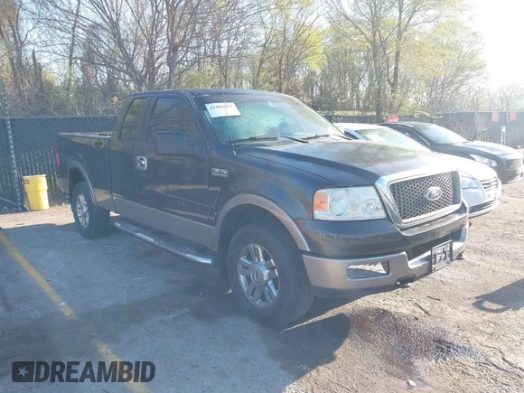 2005 Ford F-150 XLT with VIN 1FTPX14555NB72850, listed as a IAAI auction lot 41983657 with 229,268 mi miles. Bid and sale history available at carsss.com. Image 1.