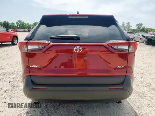 2022 Toyota RAV4 XLE Premium with VIN 2T3C1RFV7NW234284, listed as a Copart auction lot 57142325 with 21,580 mi miles and Salvage title. Bid and sale history available at DreamBid. Image 6.